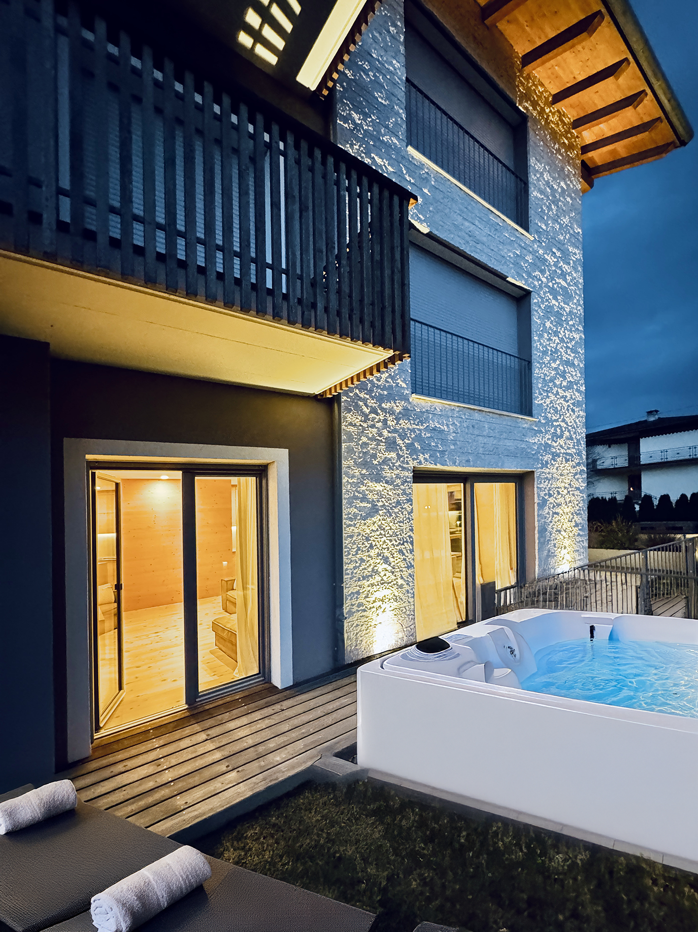 Puoi anche mettere la SPA in giardino