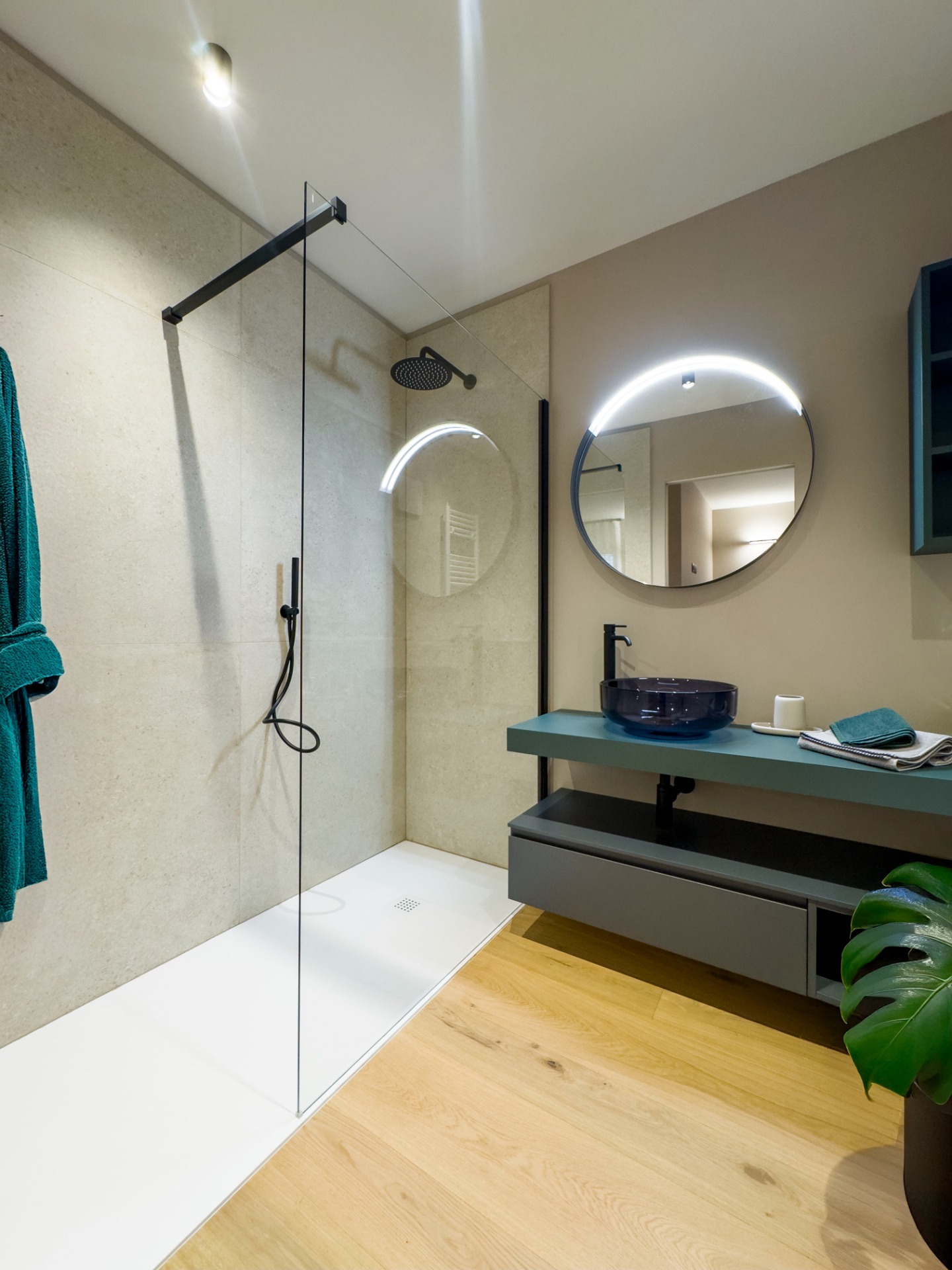 Il bagno della camera padronale